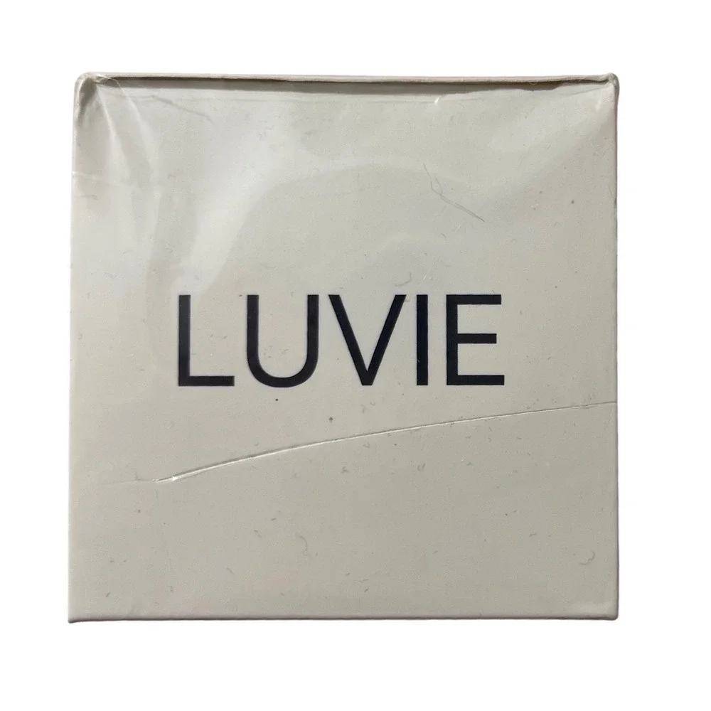 LUVIE Foundation Cushion Warm Shade Moisturizing Niacinamide 18g New Sealed